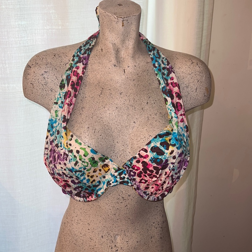 A. Che rainbow Animal print bikini top swim top!! - Picture 1 of 6